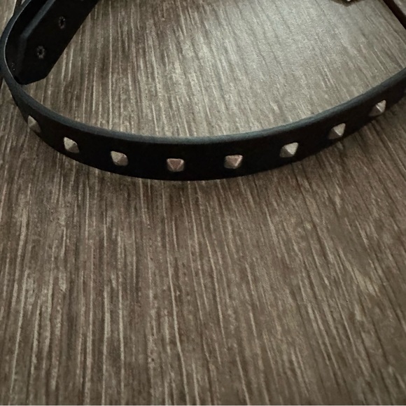NWT Punto Fubbia made in Italy Black leather studded Belt, OSFM - Picture 7 of 9